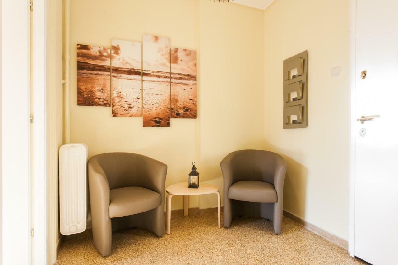 Private Central View Rooms In Apartment Near To Acropolis Metro Station Атина Екстериор снимка