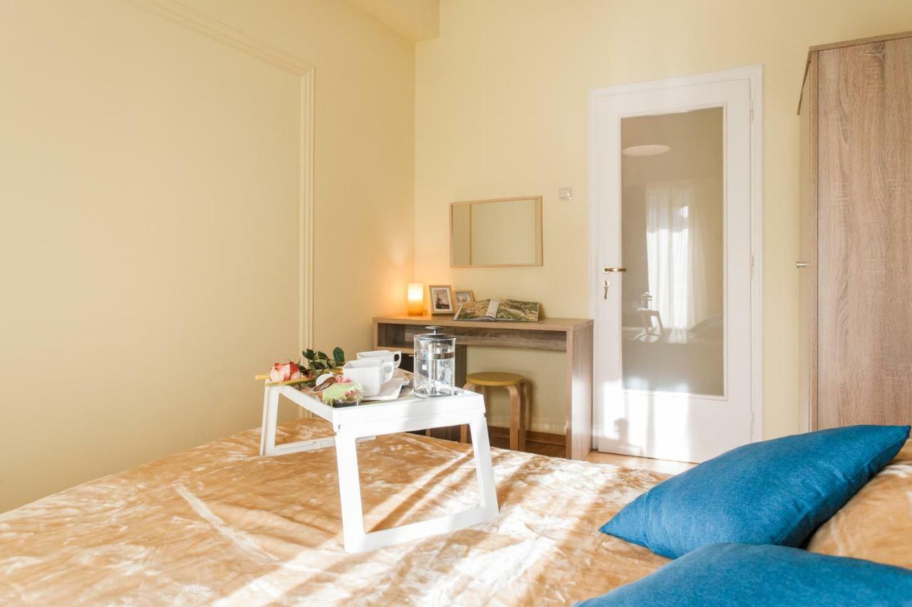 Private Central View Rooms In Apartment Near To Acropolis Metro Station Атина Екстериор снимка